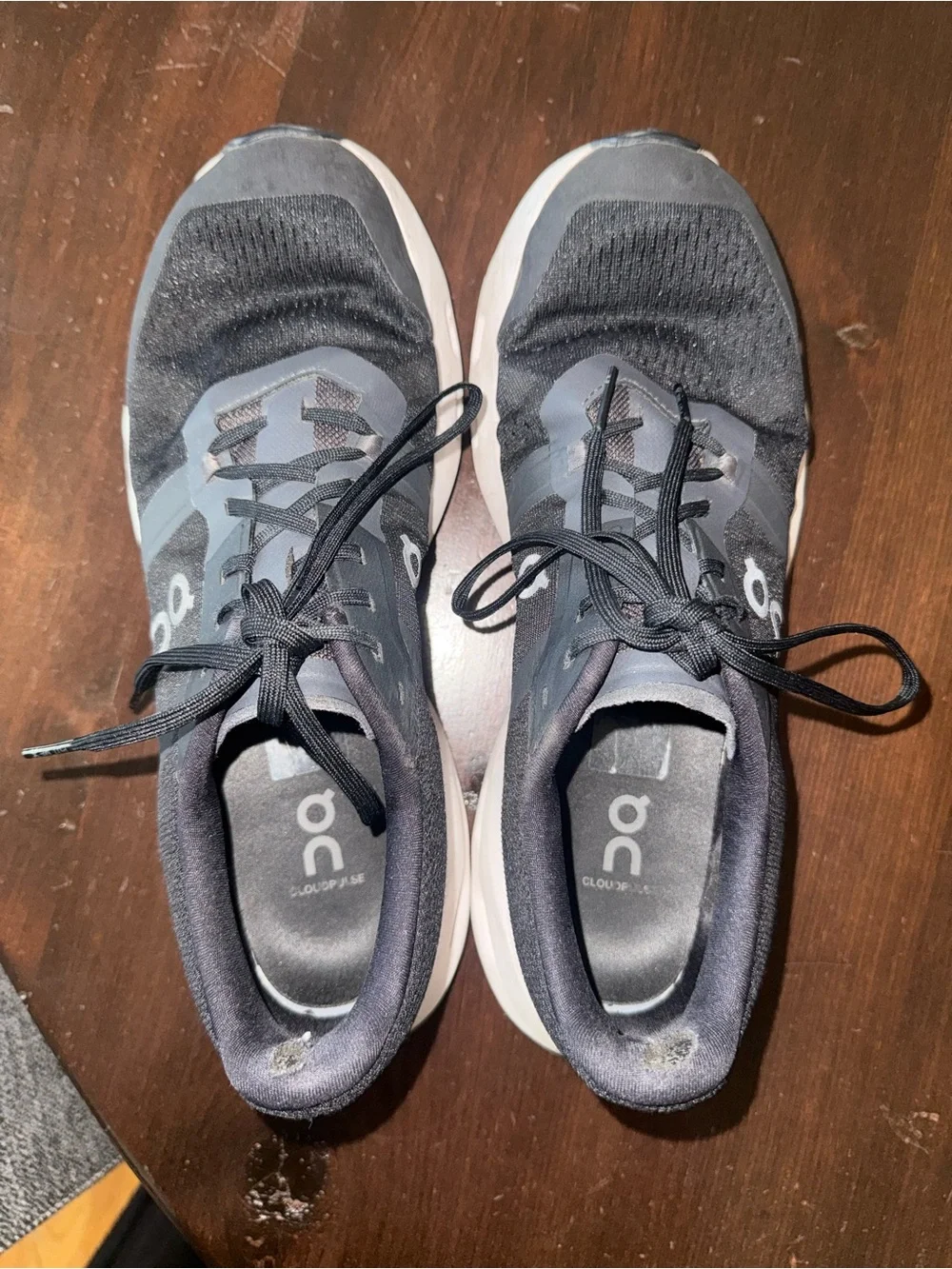 On Cloud Cloudpulse Black Women’s Training Shoes 11 USED